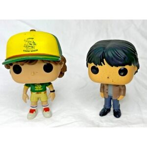 funko pop Stranger Things Dustin At Camp Target Exclusive Mike SnowBall Dance
